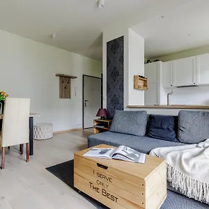Relax&comfort New Waw 50 Sqm With Terrace, Garden, Free Parking And Ac Apartament Warszawa